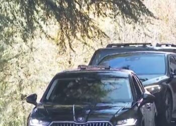 Përfundon mbledhja e qeverisë/ Rama ikën nga Kryeministria, Balluku ‘ngujohet’ në zyrë –