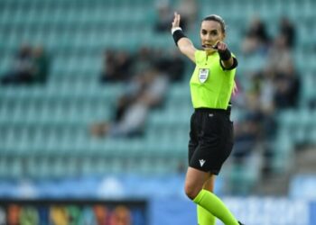 Emanuela Rusta zbarkon në Torino, do të vendosë drejtësi në sfidën Juventus–Pafos –