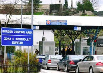 Në pranga në Kakavijë dhe Greqi, tre të kërkuar bien në rrjetën e Interpolit –