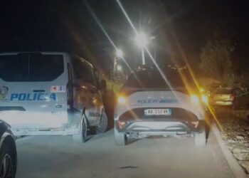 Plagosje me armë zjarri në Mamurras, një person dërgohet në spital –