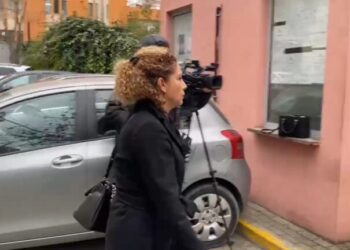 Deputetja socialiste Olta Xhaçka paraqitet në SPAK, “kyç” gojën para gazetarëve –