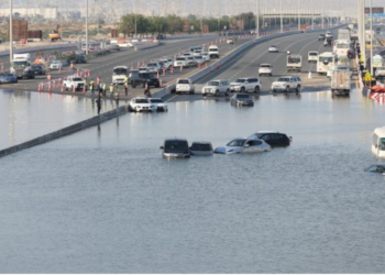 Përmbytjet të mëdha në Dubai dhe Abu Dhabi –