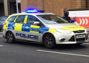 EMRI/ Trafikonte emigrantë dhe drogë me kamion, arrestohet shqiptari në Angli –