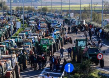 Nuk ndalen protestat e fermerëve grekë, bllokohet përsëri aksi Kakavijë-Janinë –