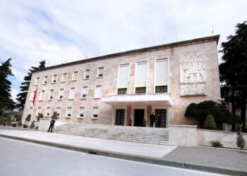 Vendimet e Këshillit të Ministrave, administrata do të ketë pushim edhe ditën e premte –