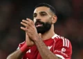 Emocione të forta në Anfield, Salah përshëndet i përlotur tifozët pas rikthimit –