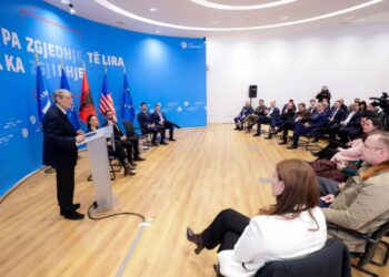 Nuk ka forcë në botë që e mban në pushtet Ramën në qoftë se i pushtojmë sheshin –