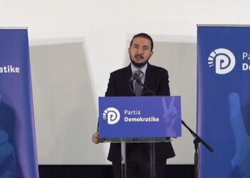 S’mund të rrimë 7 muaj pas zgjedhjeve të ngrohim karriget –