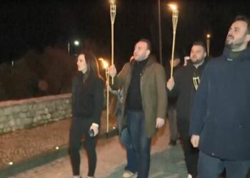 Rama jep dorëheqjen, ose shqiptarët do të të çojnë vetë para drejtësisë –