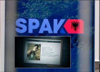 Dalin emrat e zyrtarëve në grupin e WhatsApp ku shpërndaheshin materialet e hakeruara në SPAK –