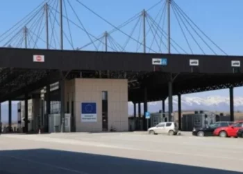 Protesta bllokon kufijtë me Maqedoninë e Veriut, pritet kufizimi i lëvizjes së mallrave në hyrje dhe dalje të Shqipërisë –
