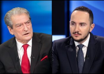 U katandis lideri historik në një breshkë që ndjek nga pas Salianjin! –