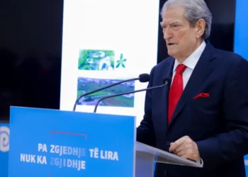 Rama po shkatërron provat pa ndërprerje për Bakllukun, të ngrihemi të gjithë më 24 Janar –