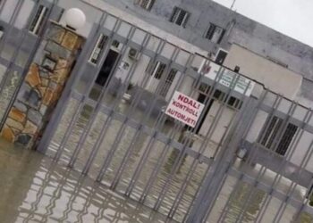 Përmbytet burgu i Durrësit ku ndodhet edhe Erion Veliaj, uji hyn në 8 qeli –