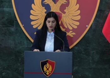 Pjesë e grupit kriminal në AKSHI, GJKKO nuk i kthen 8 celularët e sekuestruar drejtoreshës së Prodës –