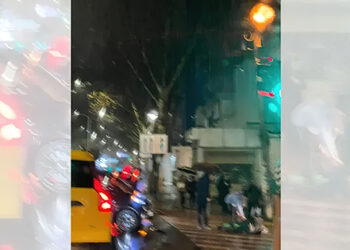 Tiranë/ Aksident në “Siri Kodra”, qytetari goditet tek vijat e bardha –