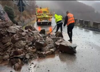 Probleme në rrugën nacionale Burrel