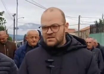 Rruga në gjendje lufte! –