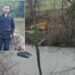 Ngjarja e rëndë në Klos/ Ky është 30-vjeçari që e mori rrjedha e ujit në Klos, pasi makina ra në përrua –
