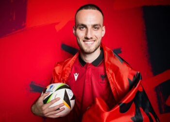 Nga La Liga në Premier League, drejtori i klubit konfirmon interesimin për Mario Mitajn –