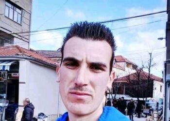 Do ta marr vetë hakun e djalit! –