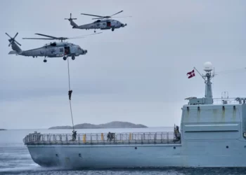 Trump kërkon ta blejë Groenlandën, jo ta marrë me mjete ushtarake –