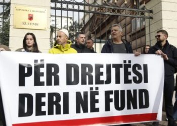 Dorëzoni imunitetin e hajdutëve! –