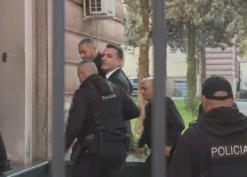 Erjon Veliaj mbetet në burg, shtyhet sërish seanca ndaj tij –