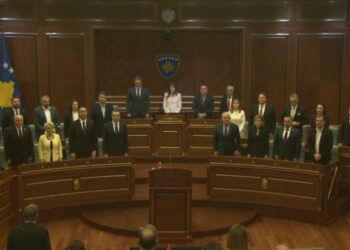 Merr fund ngërçi politik, votëbesohet qeveria e re, Albin Kurti betohet si kryeministër i Kosovës –