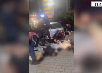 Transportonte 5 emigrantë të paligjshëm, arrestohet 35-vjeçarja në Lezhë –