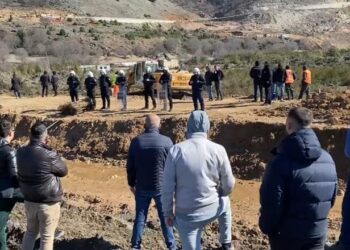 Ky oligark po na grabit tokat –