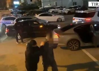 Klandestinë në Tiranë/ Dy të rinj u merrnin 2,700 euro secilit emigrant të paligjshëm –