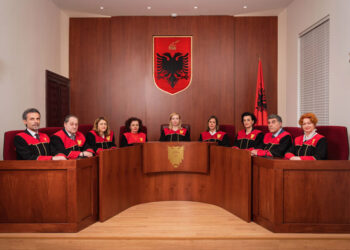 Ka të tjerë që i janë nënshtruar presionit politik –