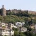 Gjirokastër/ Absurdi me shitjen e biletave, turistët duhet të paguajnë dy herë hyrjen në kala –