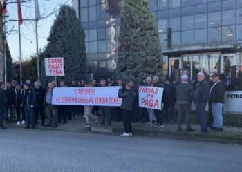 Askush nuk na jep zgjidhje –