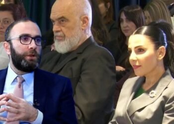 Rama e shkarkoi, por vazhdon të zbatojë urdhrat e të pandehurës Balluku –