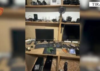 Zbulohet ‘punishtja’ e drogës te “Ali Demi”, arrestohen dy kushërinjtë në Tiranë (Emrat) –