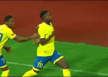 Elbasani rrit presionin ndaj Vllaznisë, mposht Teutën me përmbysje –