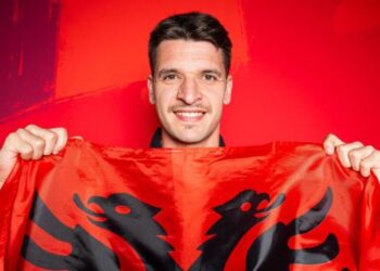 Pasi e ‘masakruan’ për ndeshjen, tifozët dhe sportdashësit urojnë Berat Gjimshitin për ditëlindje –