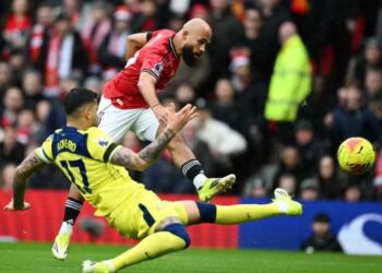 VIDEO/ Katër fitore radhazi në kampionat, Mançester Junajtid shkëlqen me “timonerin”… –