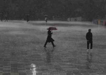 Parashikohen reshje shiu në formën e shtrëngatave, breshër dhe borë –