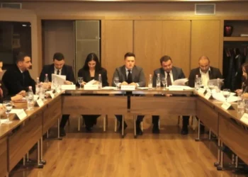 Respektoni pavarësinë e drejtësisë –