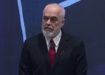 Nëse liderët e UÇK-së ‘varrosen’ për së gjalli, duhet të arrestohen edhe Bill Clinton dhe Tony Blair –