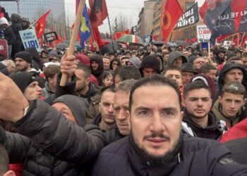 Sot nderojmë ata që u ngritën mbi veten për lirinë –