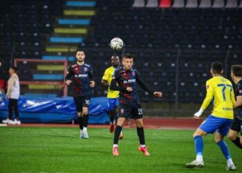 Festojnë 107-vjetorin e themelimit, Vllaznia nxjerr në shitje biletat për duelin me Elbasanin –