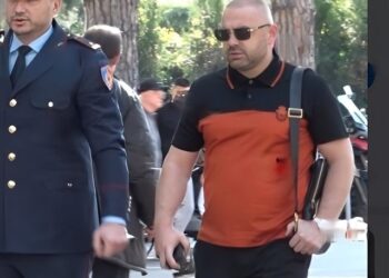 Drejtori Sokol Bizhga pezullon nga detyra njeriun e besuar të Ilir Prodës –