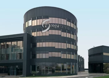 Prokuroria e Tiranës nis hetimet për ‘Rejsi Farma’ për hedhjen në treg të barnave të skaduara –