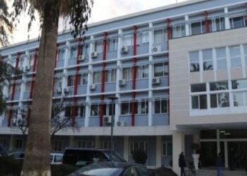 Ishte arrestuar më parë për prostitucion, këshilltari bashkiak genjen në deklarim (Emri) –