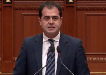 Belinda s’është shtatzënë, s’ka kaluar moshën 70 vjeç dhe as toksikomane –