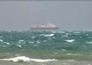 Mot i paqëndrueshëm/ Anulohet nisja e tragetit Vlorë–Brindisi, ndalohet lundrimi i mjeteve të vogla –